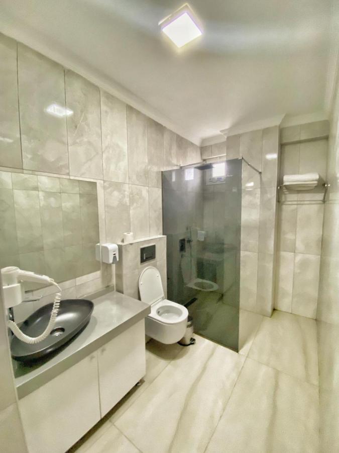 Deniz Hotel Kumburgaz ブユックチェクメジェ エクステリア 写真