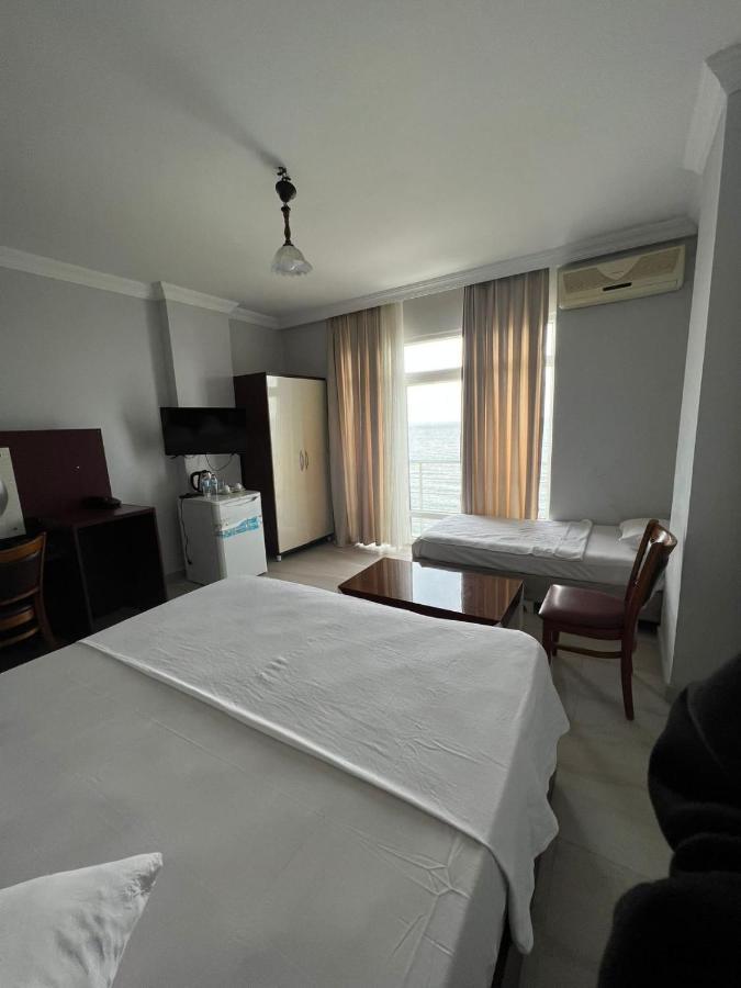 Deniz Hotel Kumburgaz ブユックチェクメジェ エクステリア 写真