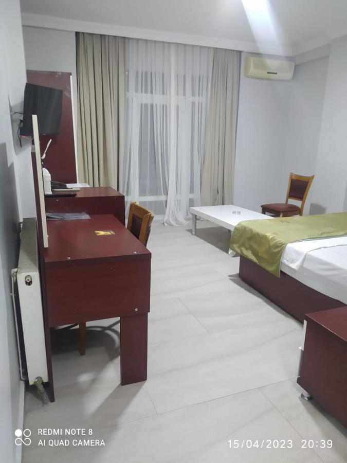 Deniz Hotel Kumburgaz ブユックチェクメジェ エクステリア 写真
