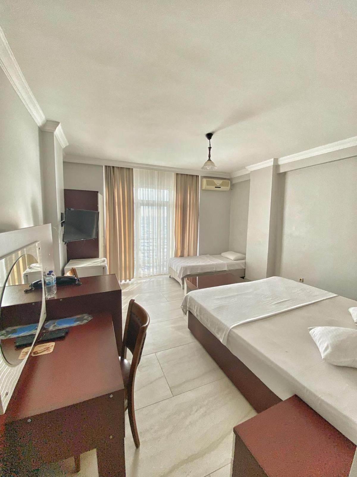 Deniz Hotel Kumburgaz ブユックチェクメジェ エクステリア 写真